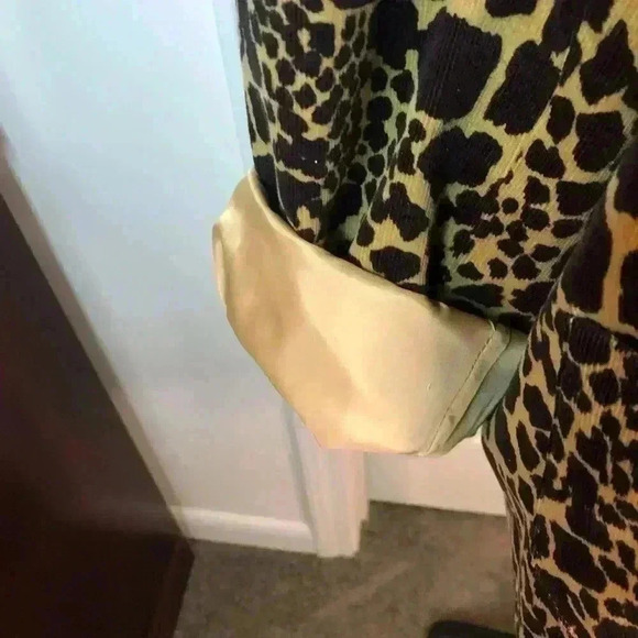 Susan Graver Women’s XL Leopard Print Jacket Button Front Brown Tan and Black - Picture 4 of 6